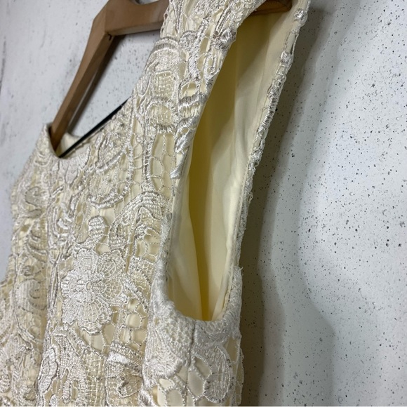 Badgley Mischka Lace And Tweed Gold Metallic Dress Size 8 - Picture 5 of 16